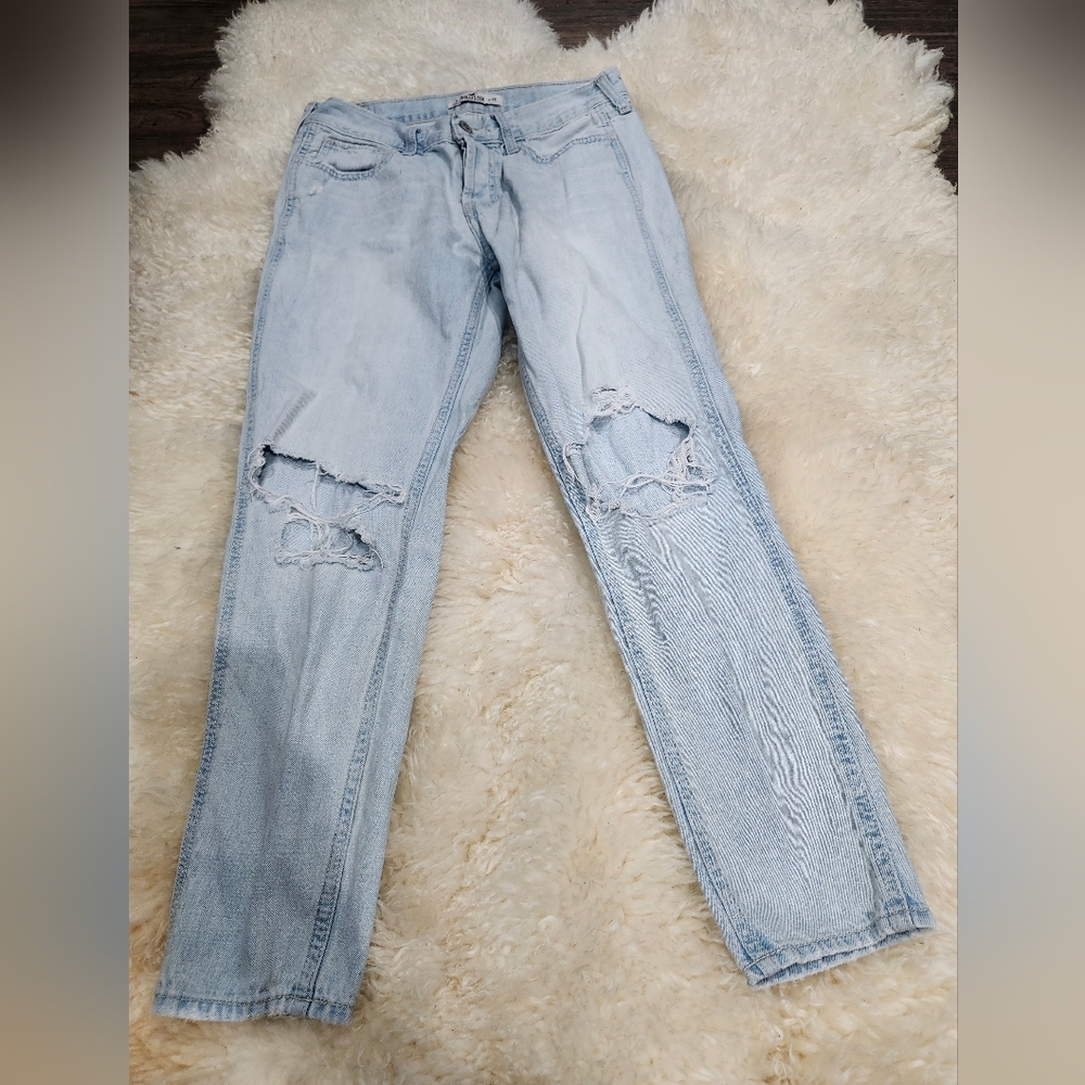 Hollister Light Blue Distressed Jeans Size 3